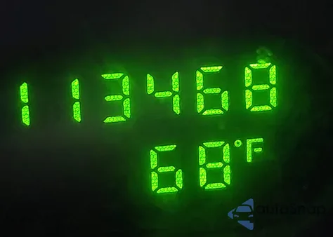 2004 Ford Explorer Nbx/Xlt from USA, damaged, VIN 1FMZU73W94ZA40207